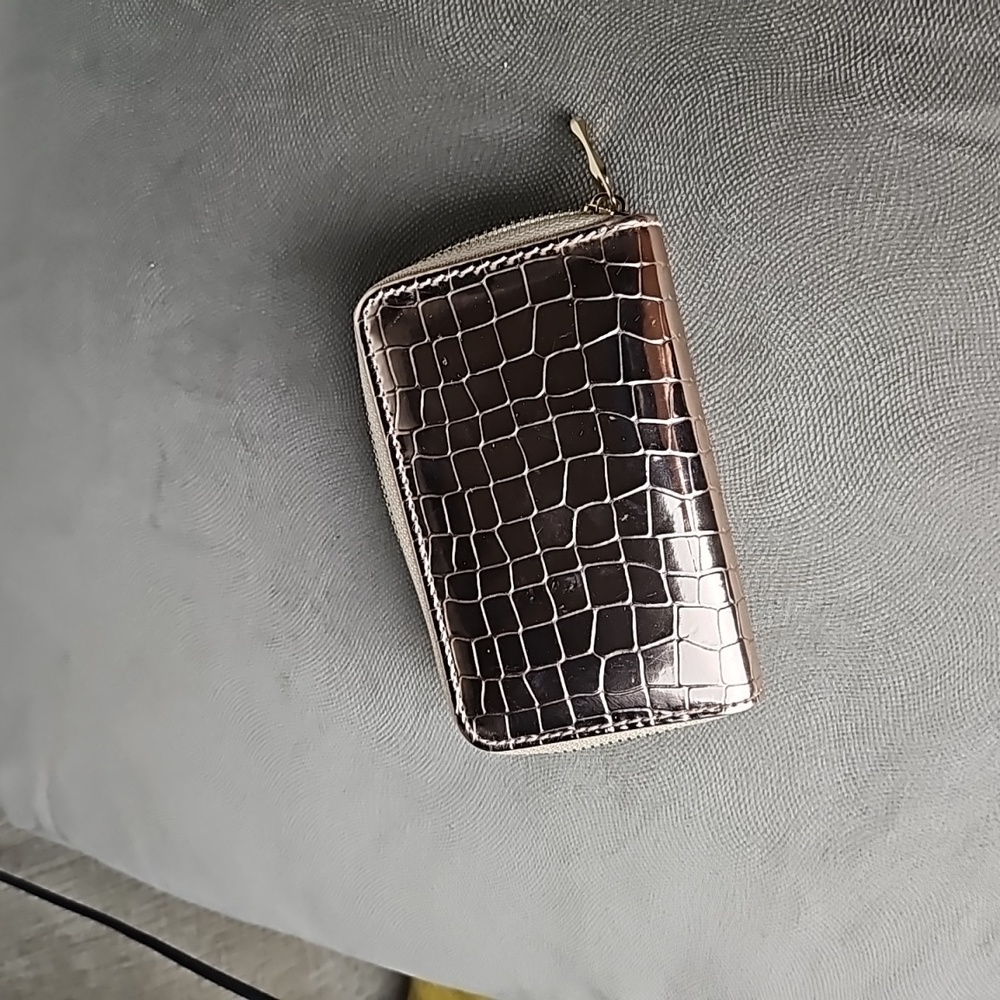 Gold Wallet